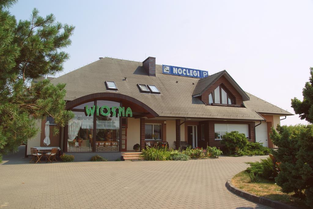 Willa Wiosna Września Buitenkant foto