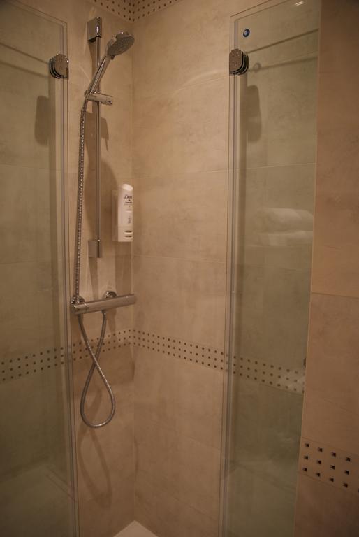Willa Wiosna Września Kamer foto